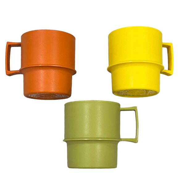 Tupperware Vintage Stackable Mugs & Coaster Lids Set - Picture 2 of 4